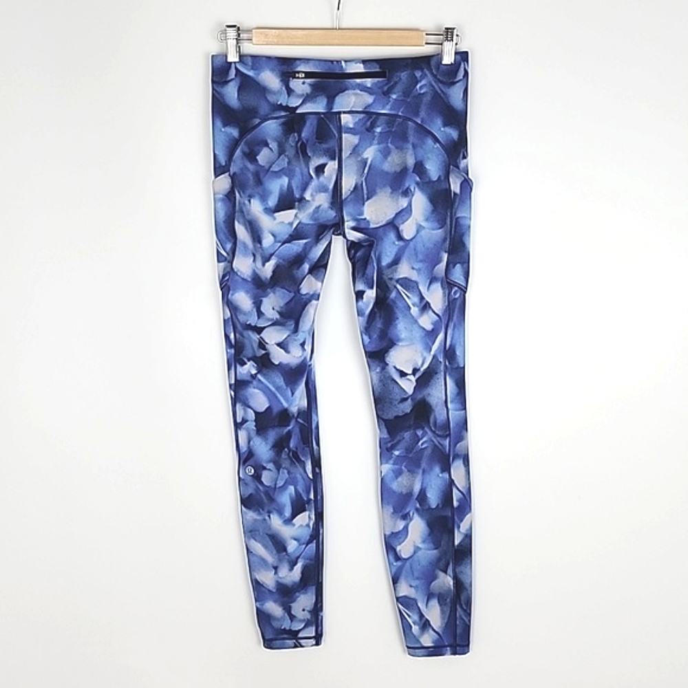 Lululemon Women's Speed Up Tight Full-On Luxtreme Blue White 26" Inseam 8 - Picture 2 of 16